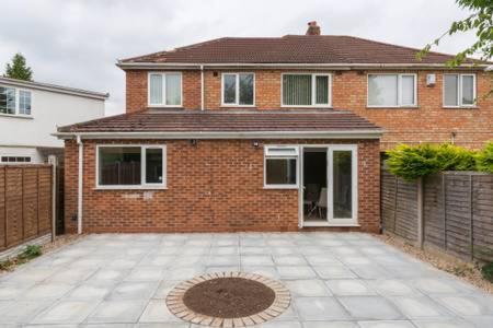 Solihull/Nec/Airport 3 Bedroom Semi-Detached House Birmingham Exterior photo